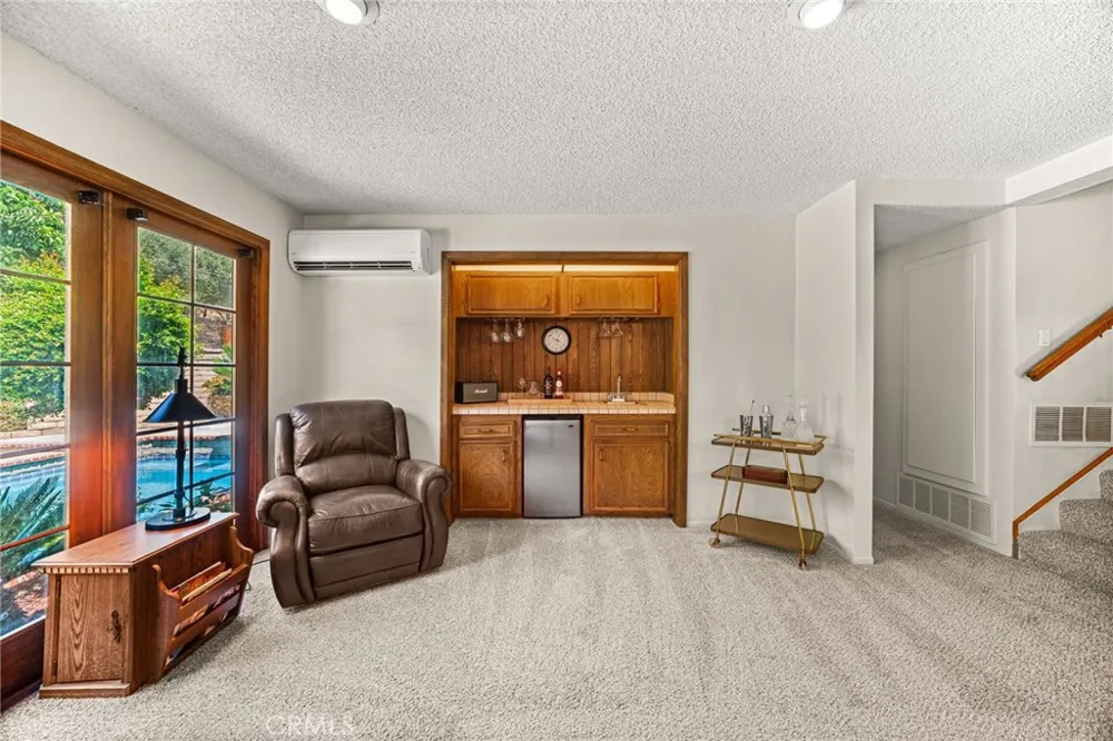 1939 Fernridge San Dimas, CA 91773