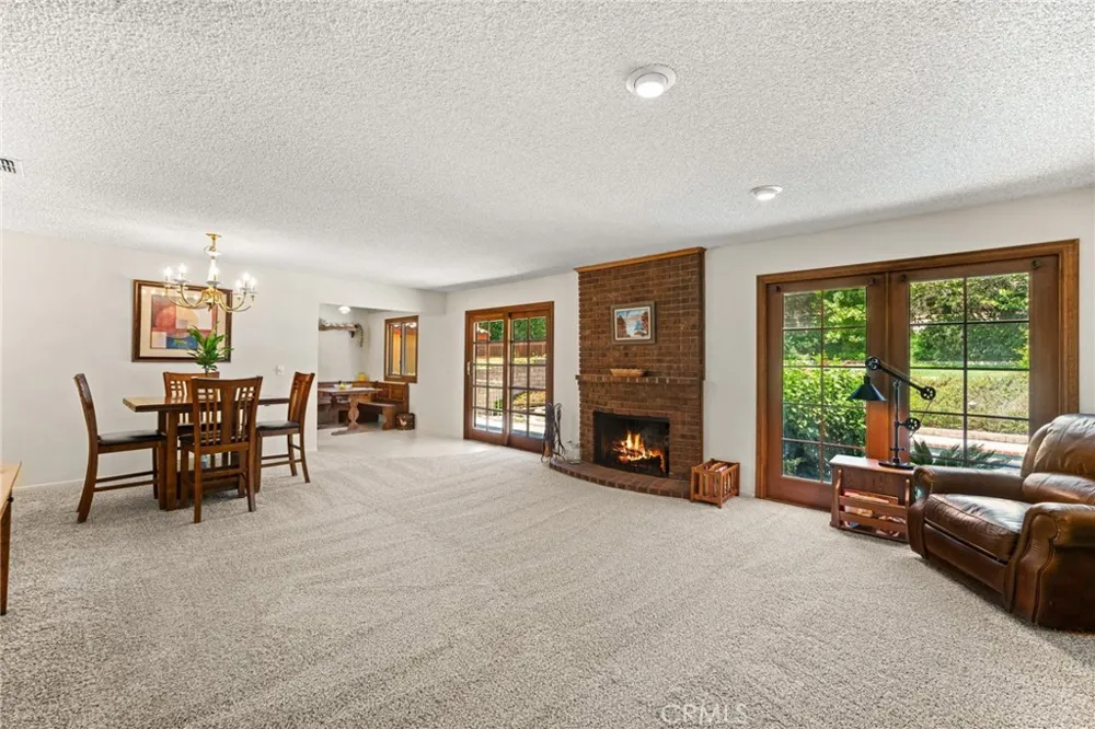 1939 Fernridge San Dimas, CA 91773