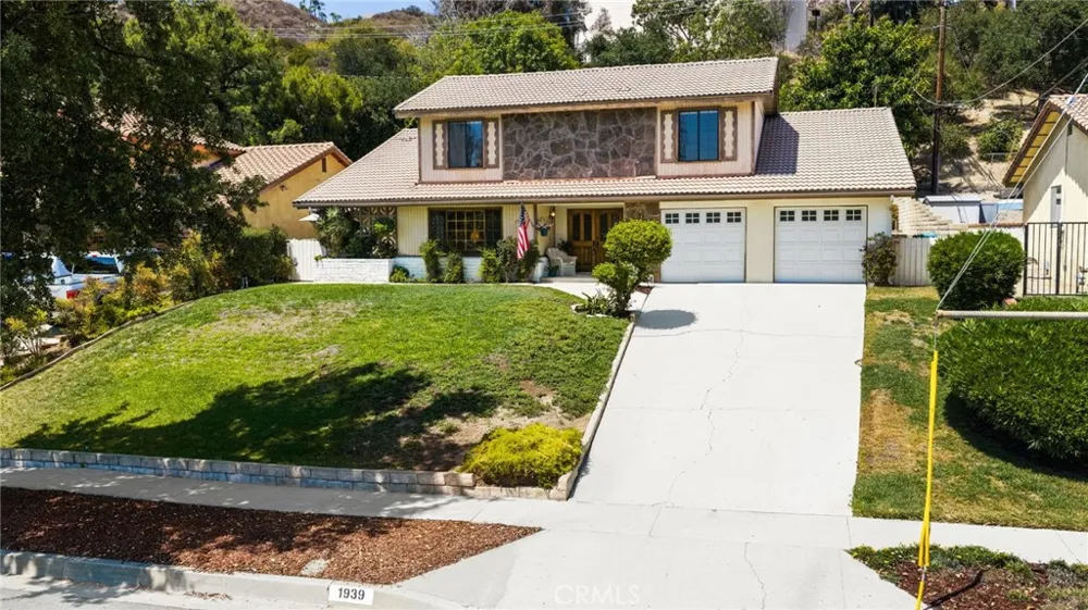 1939 Fernridge San Dimas, CA 91773