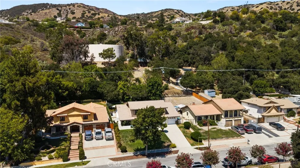 1939 Fernridge San Dimas, CA 91773