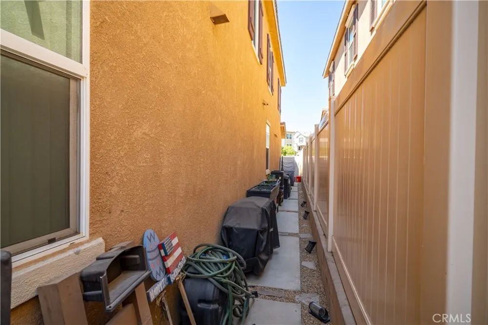 1609 Mahogany Tree Upland, CA 91784