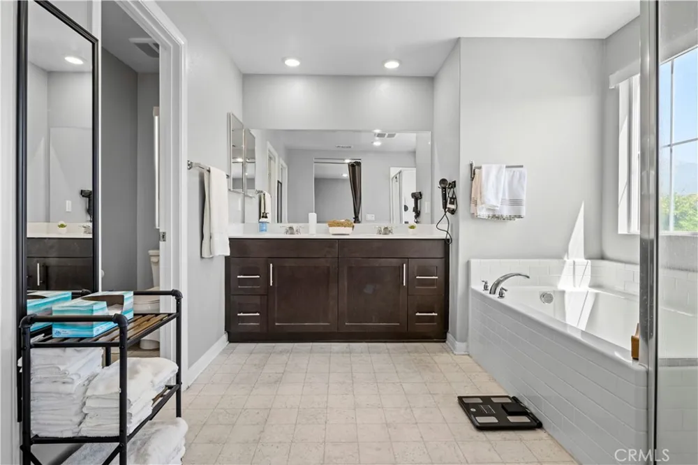1609 Mahogany Tree Upland, CA 91784