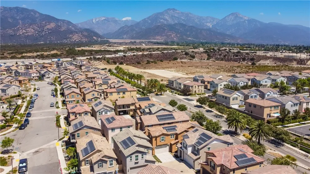 1609 Mahogany Tree Upland, CA 91784