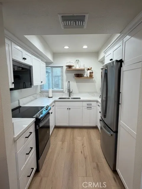 626 Greendale Pomona, CA 91767