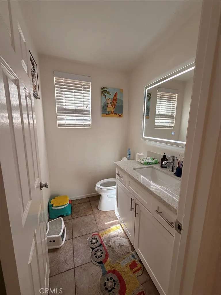 1434 Granada Perris, CA 92571