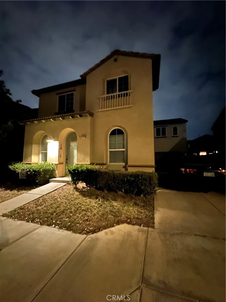 1434 Granada Perris, CA 92571