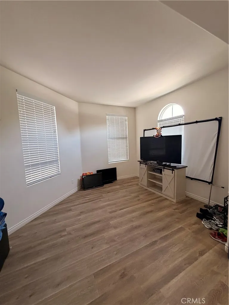 1434 Granada Perris, CA 92571