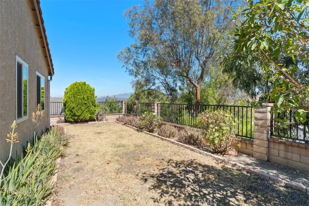 474 Armitos Diamond Bar, CA 91765
