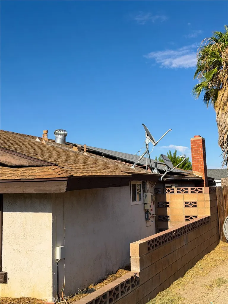 44148 Gingham Avenue Lancaster, CA 93535
