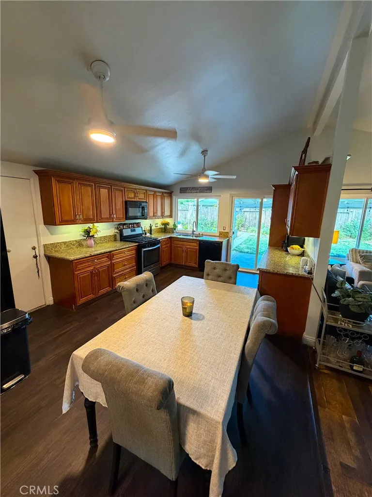 44148 Gingham Avenue Lancaster, CA 93535