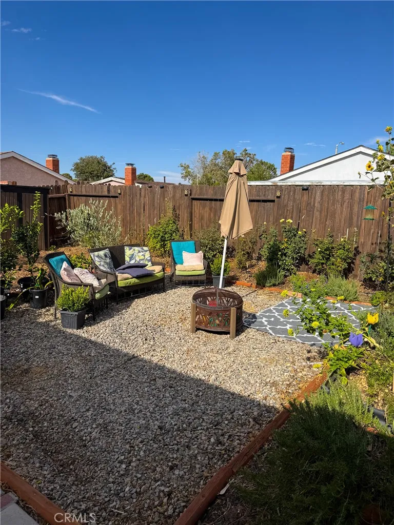 44148 Gingham Avenue Lancaster, CA 93535