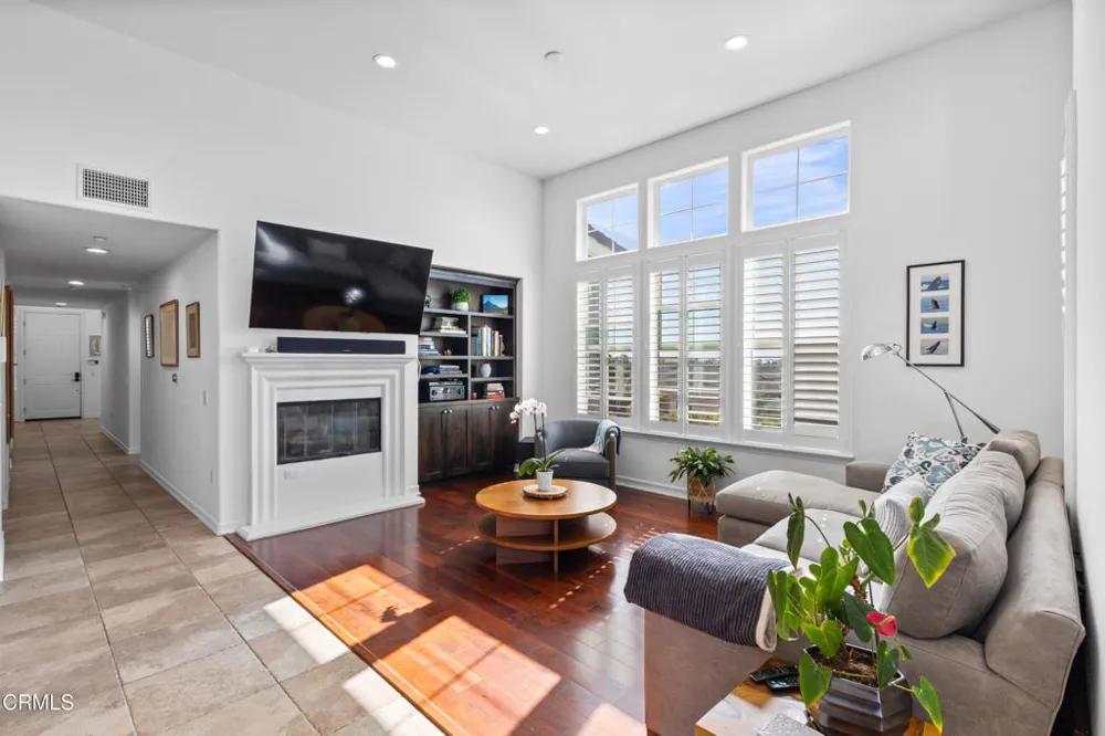 1560 Seabridge Lane Oxnard, CA 93035