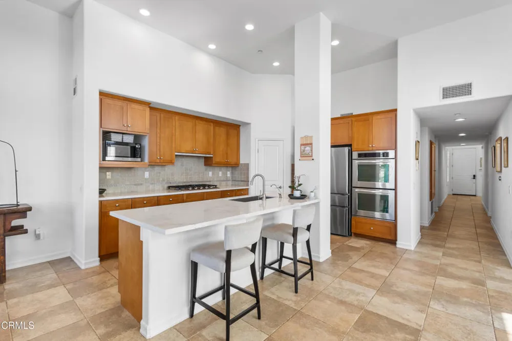 1560 Seabridge Lane Oxnard, CA 93035