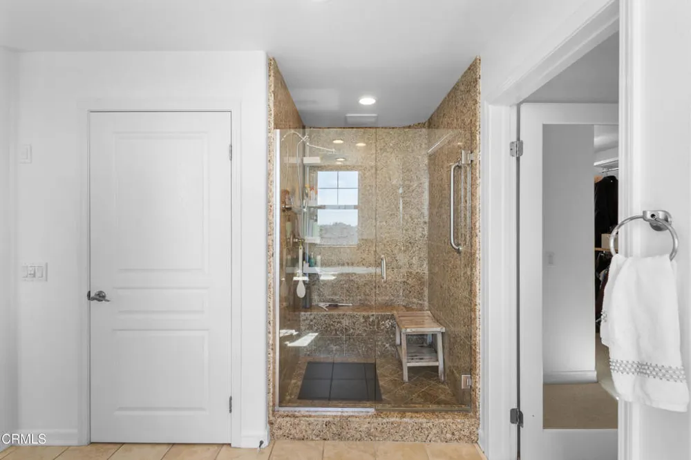 1560 Seabridge Lane Oxnard, CA 93035