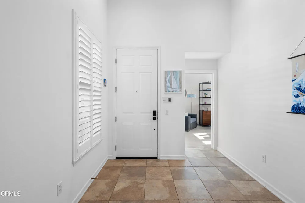 1560 Seabridge Lane Oxnard, CA 93035