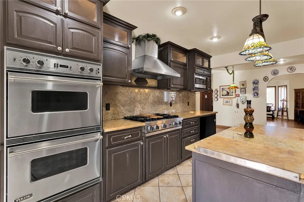 19025 Munsee Apple Valley, CA 92307