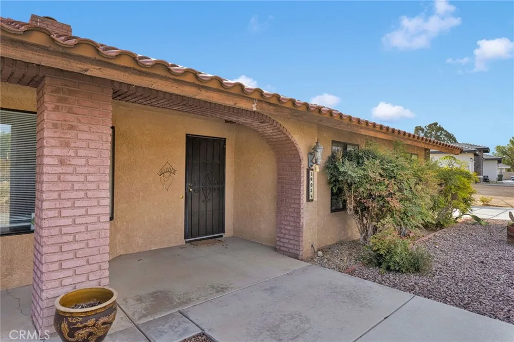 19025 Munsee Apple Valley, CA 92307