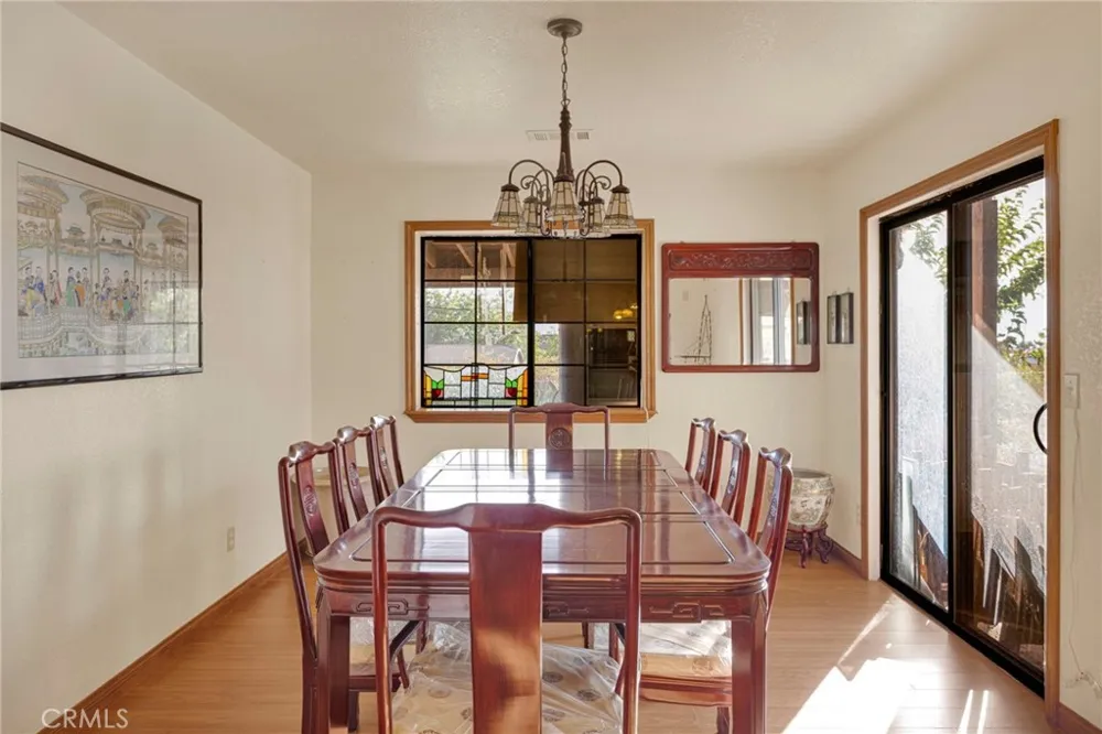 19025 Munsee Apple Valley, CA 92307