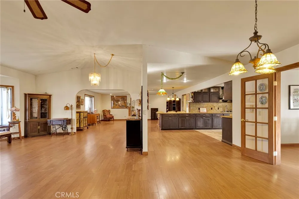 19025 Munsee Apple Valley, CA 92307