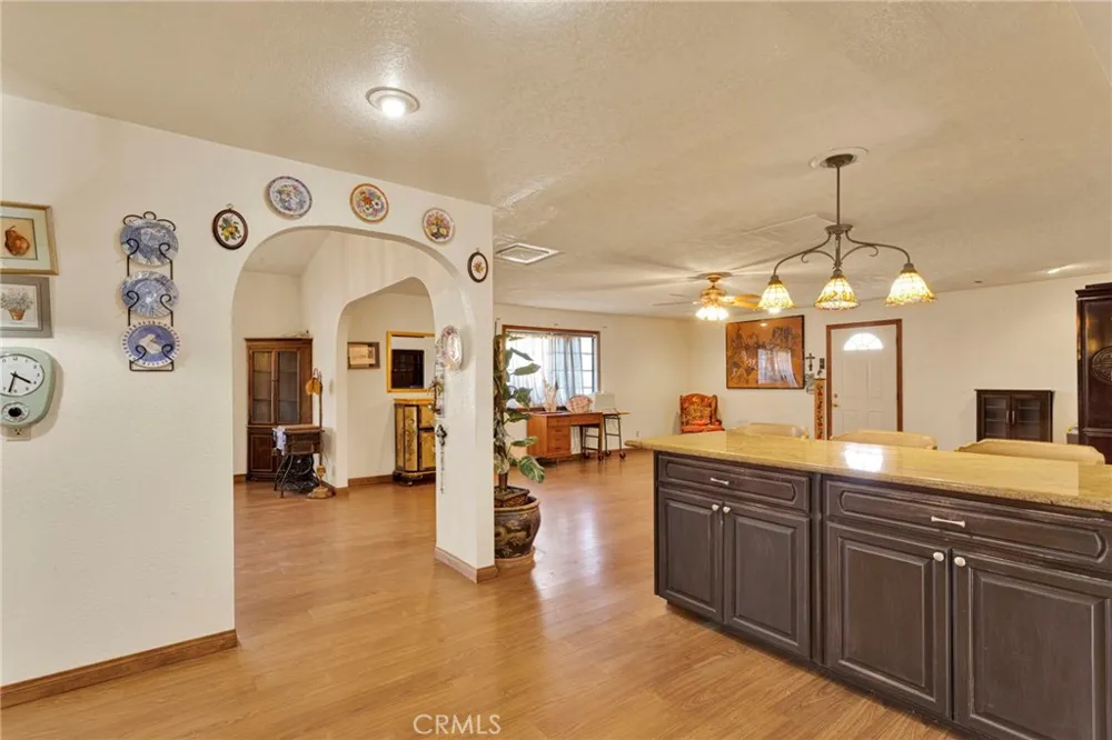 19025 Munsee Apple Valley, CA 92307