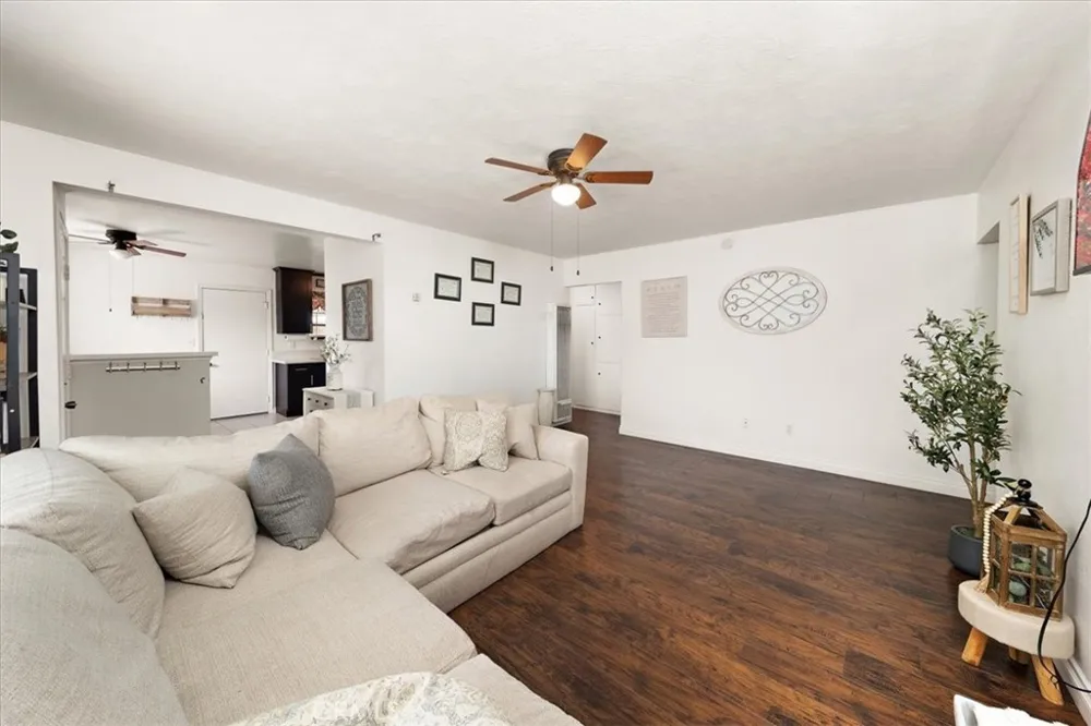 433 S Florida Banning, CA 92220