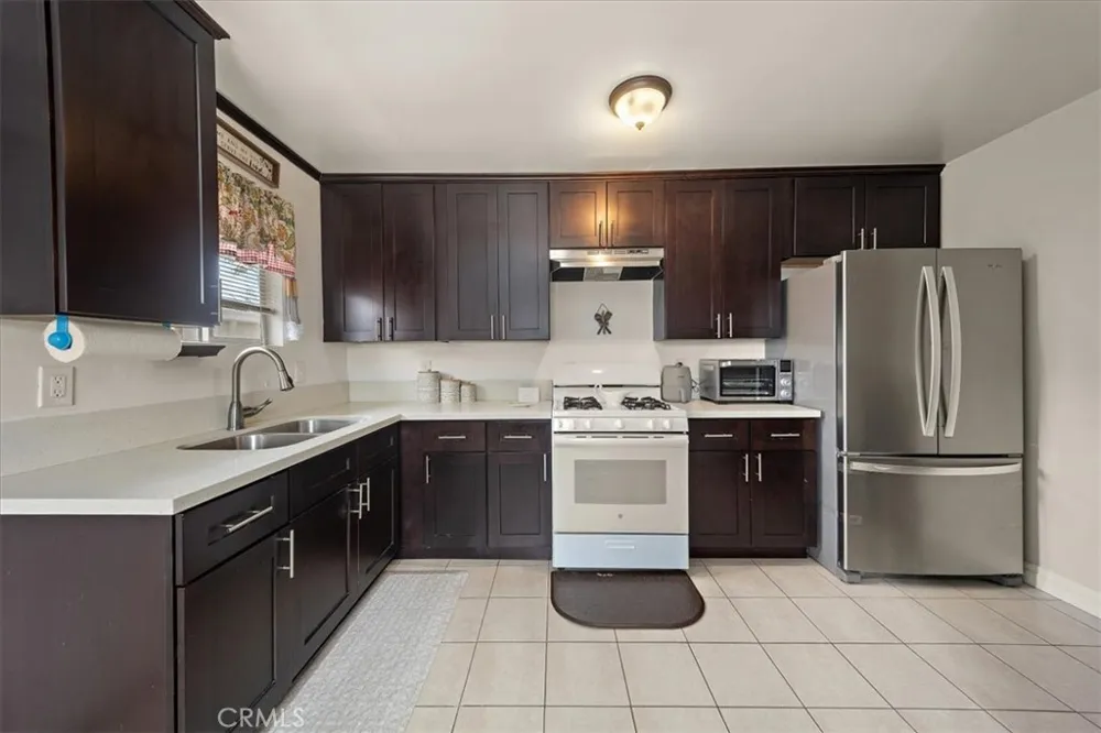 433 S Florida Banning, CA 92220