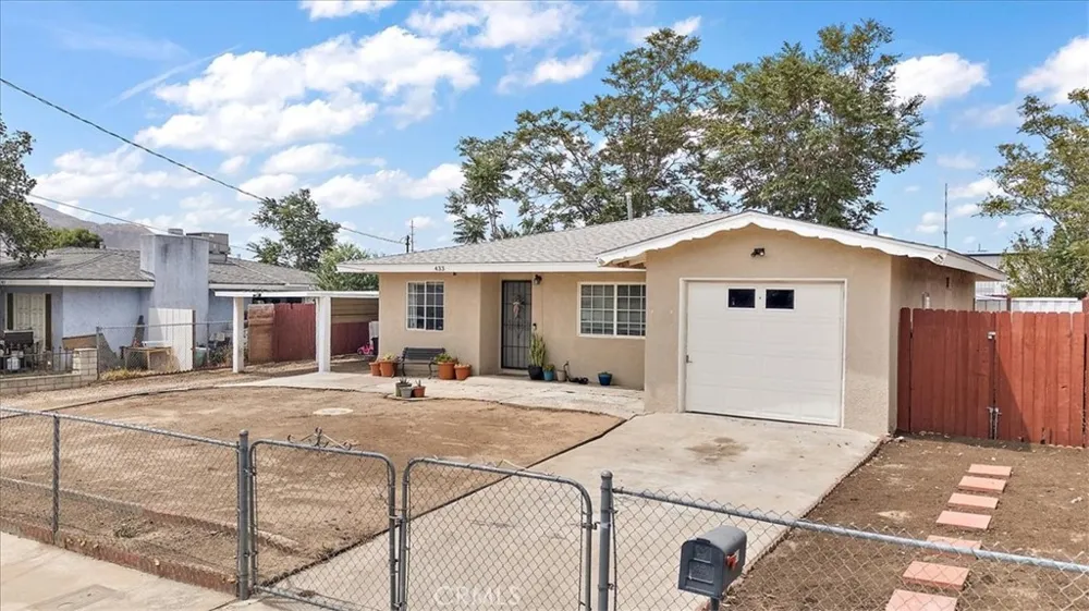 433 S Florida Banning, CA 92220