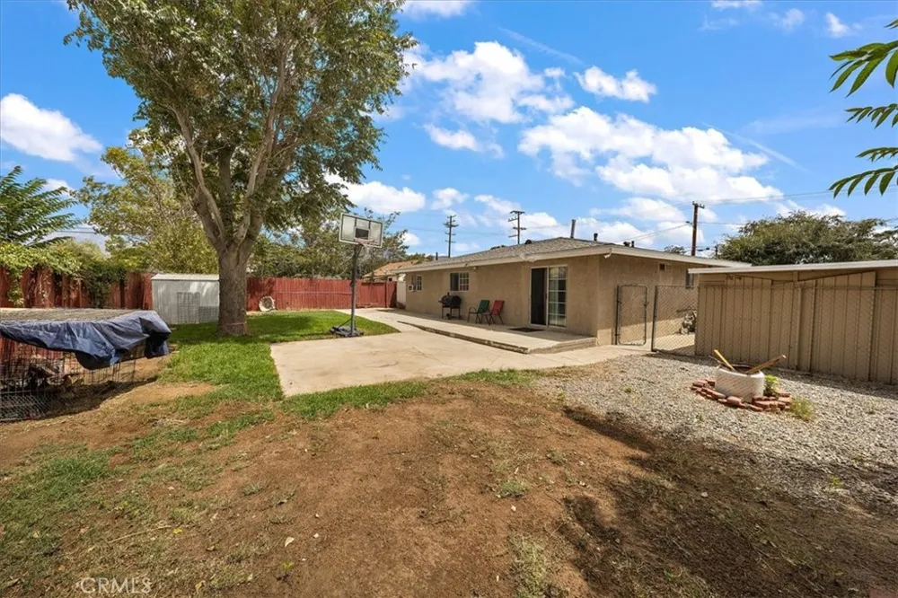 433 S Florida Banning, CA 92220