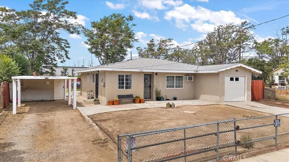 433 S Florida Banning, CA 92220