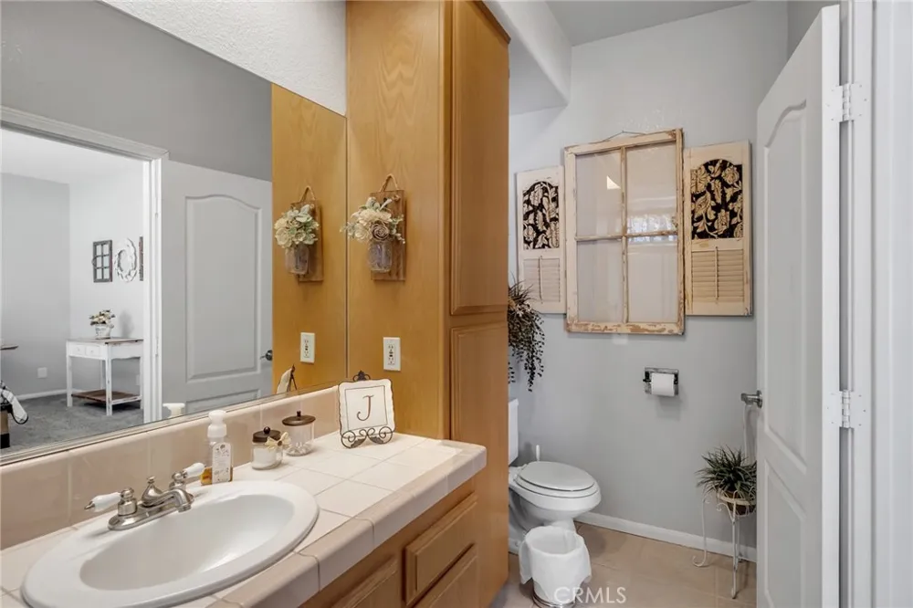 7678 Montrose Hesperia, CA 92345