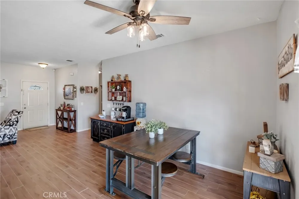 7678 Montrose Hesperia, CA 92345