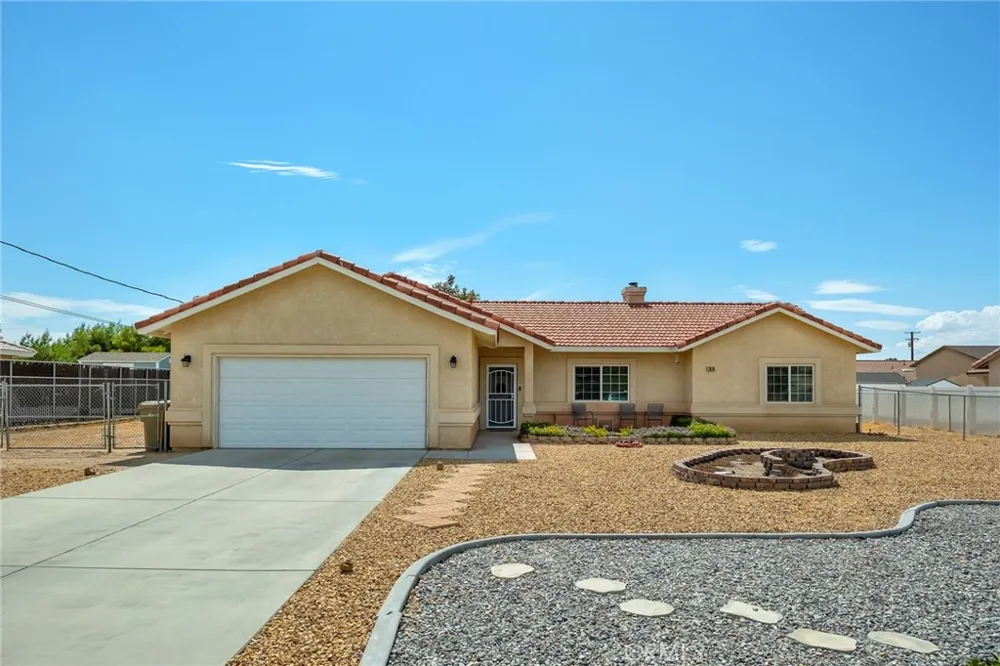 7678 Montrose Hesperia, CA 92345
