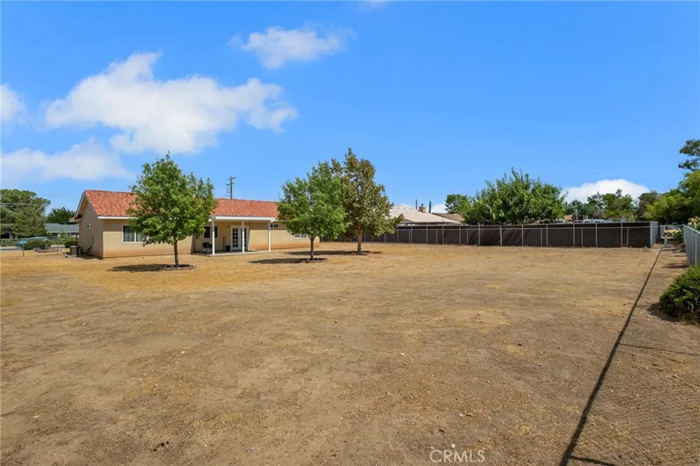 7678 Montrose Hesperia, CA 92345