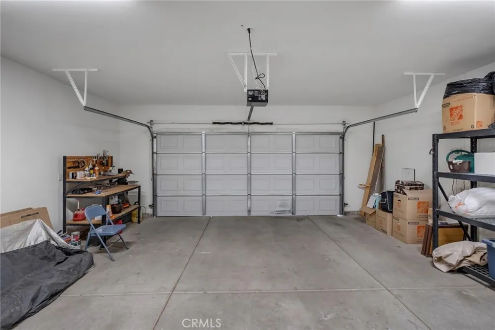 7678 Montrose Hesperia, CA 92345