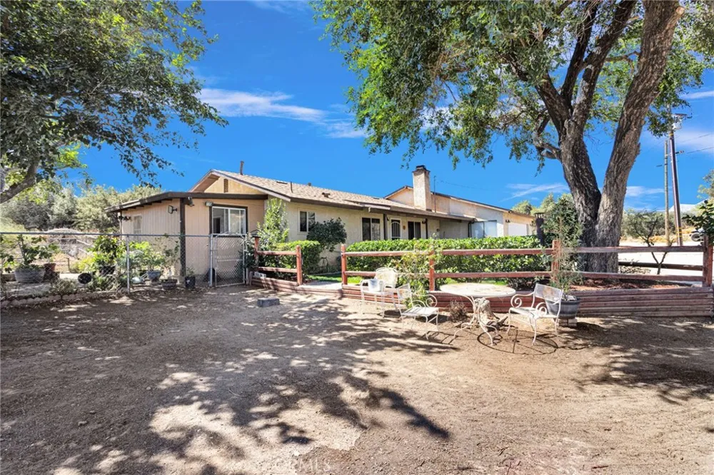 7617 Braceo Oak Hills, CA 92344