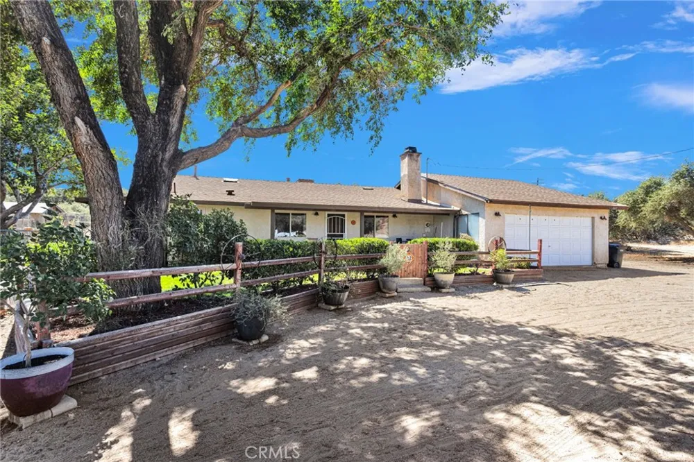 7617 Braceo Oak Hills, CA 92344