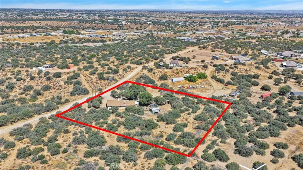 7617 Braceo Oak Hills, CA 92344