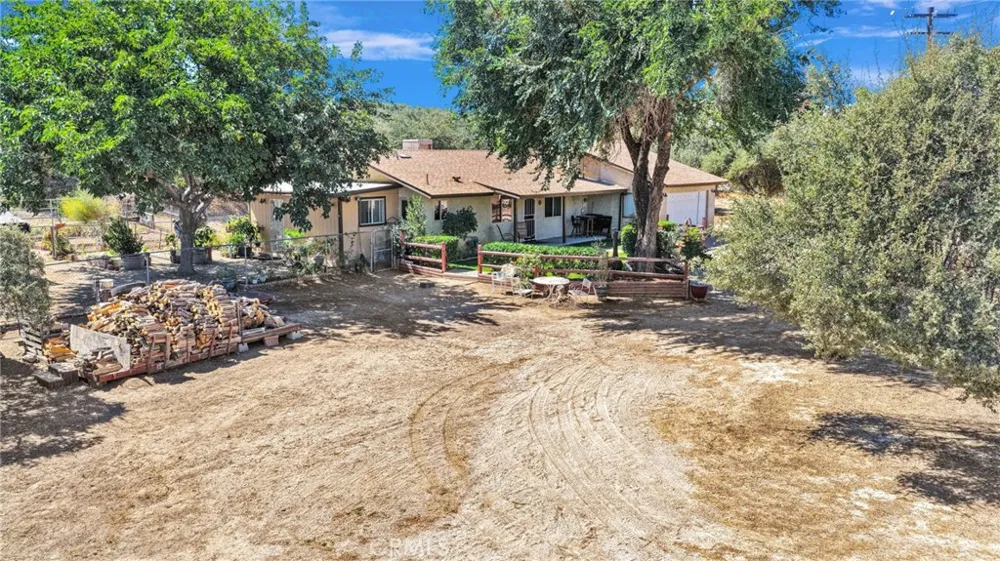 7617 Braceo Oak Hills, CA 92344
