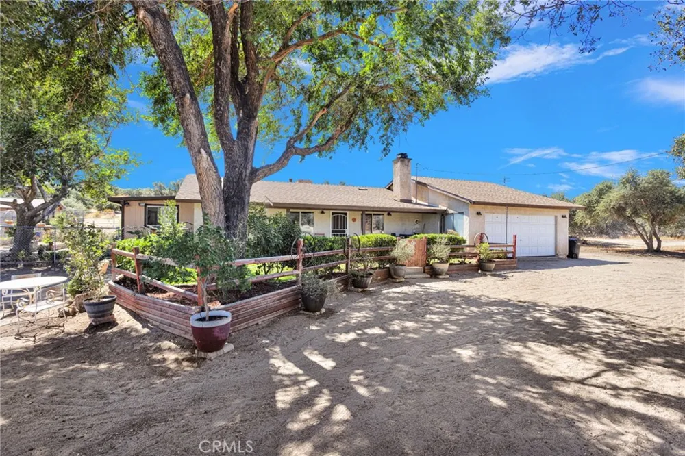 7617 Braceo Oak Hills, CA 92344