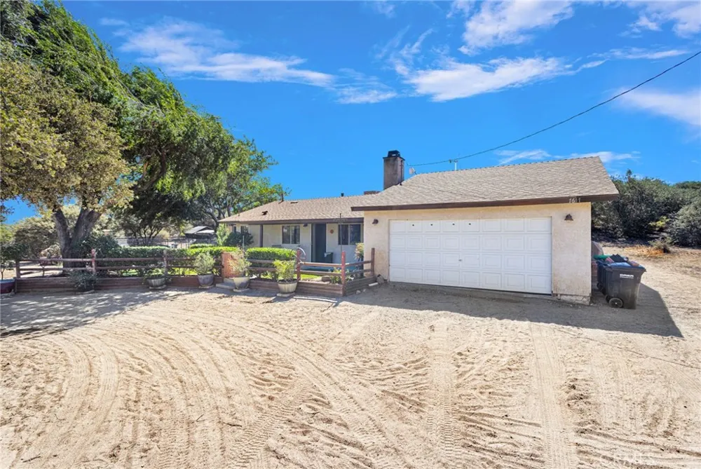 7617 Braceo Oak Hills, CA 92344