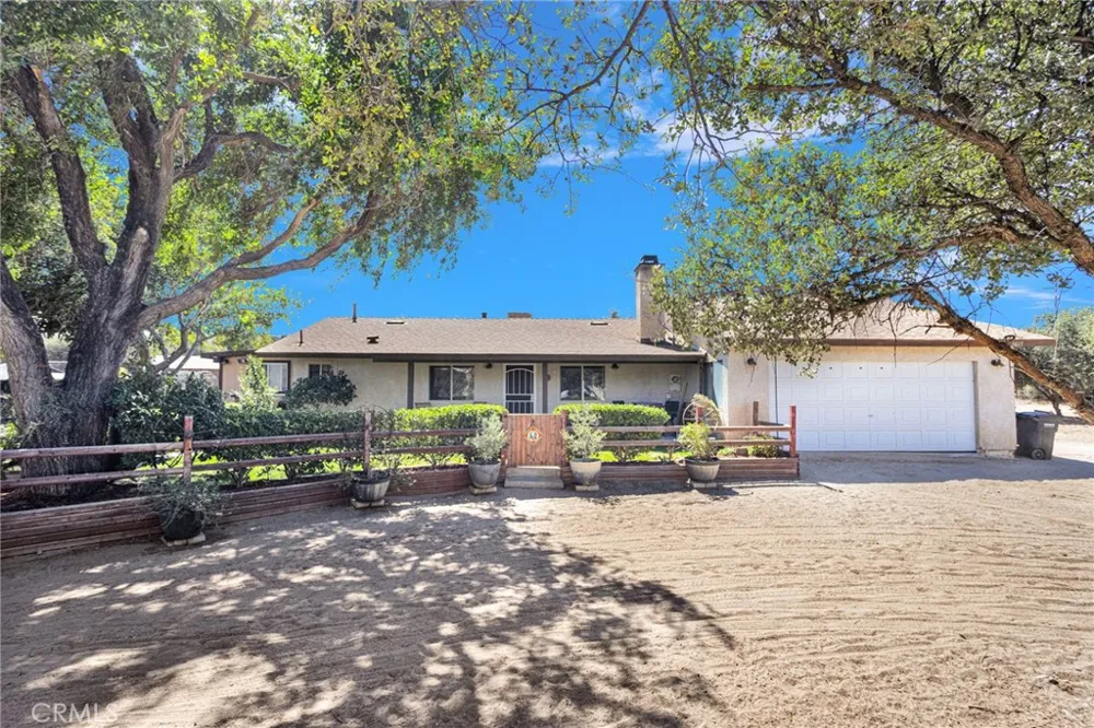 7617 Braceo Oak Hills, CA 92344