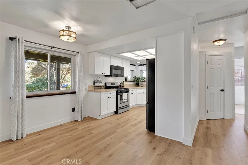 7617 Braceo Oak Hills, CA 92344