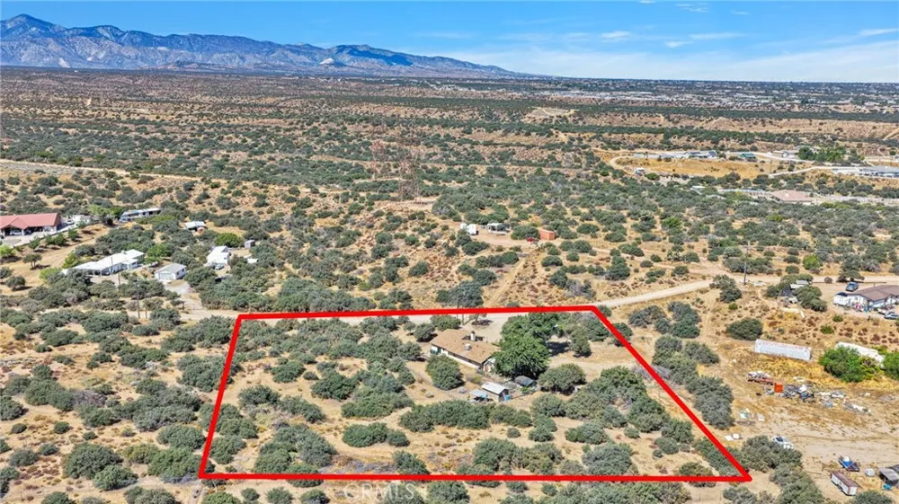 7617 Braceo Oak Hills, CA 92344