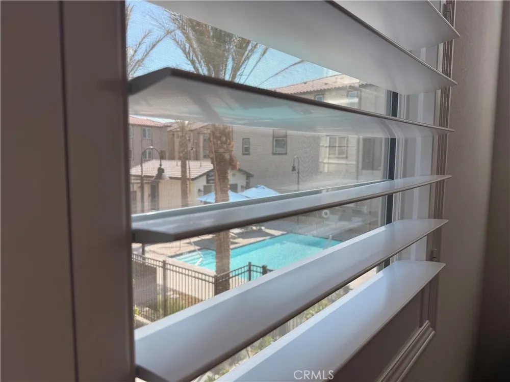 6123 Valentina way Eastvale, CA 92880