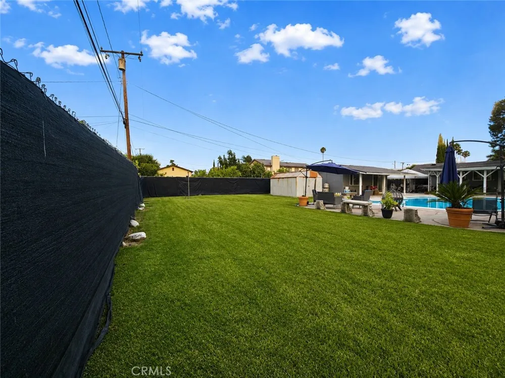 1437 E Vine West Covina, CA 91791