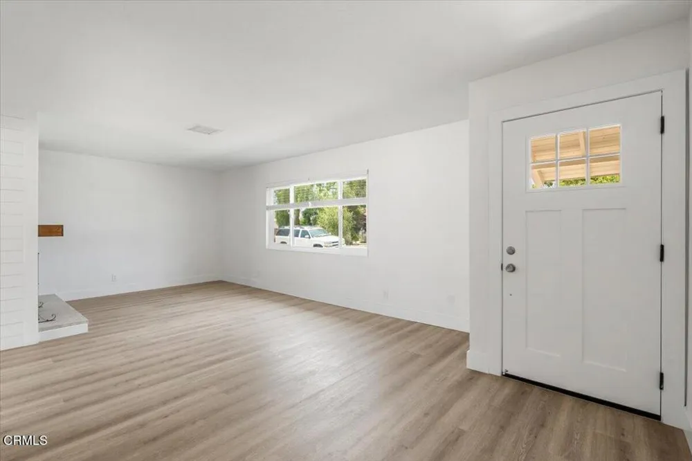 554 Dorena Drive Newbury Park, CA 91320