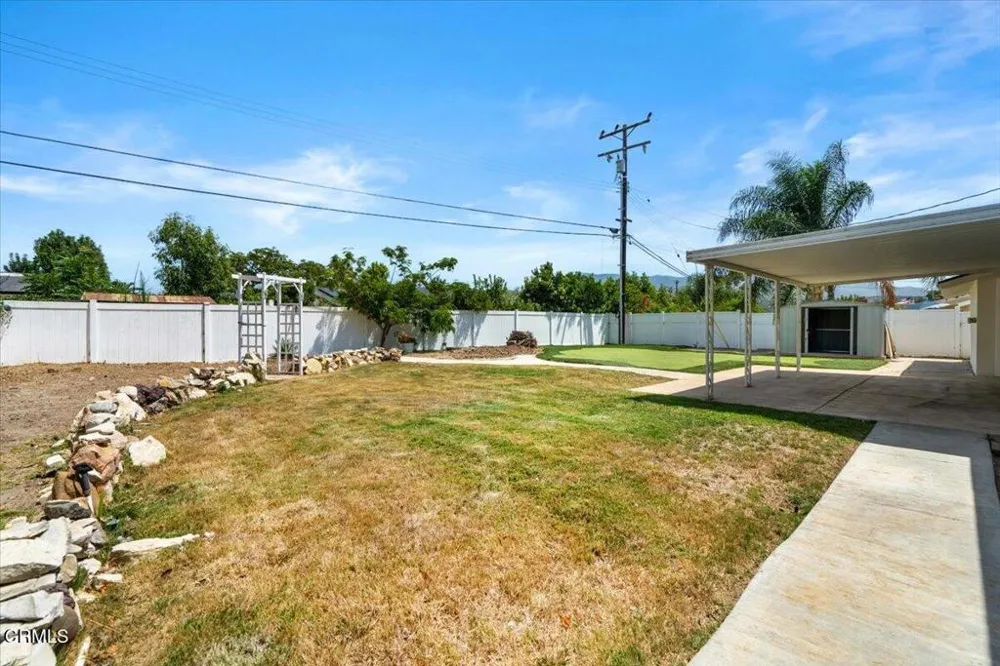 554 Dorena Drive Newbury Park, CA 91320