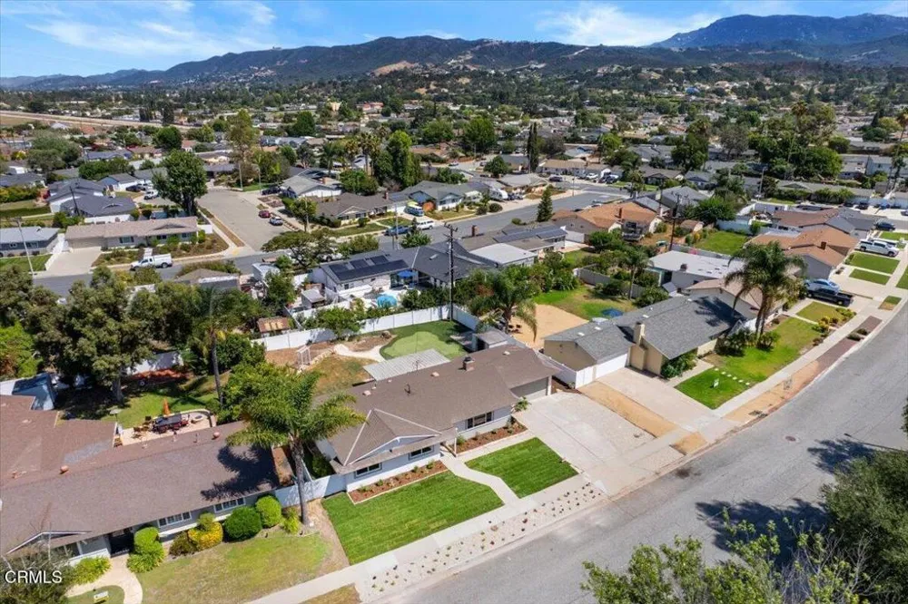 554 Dorena Drive Newbury Park, CA 91320