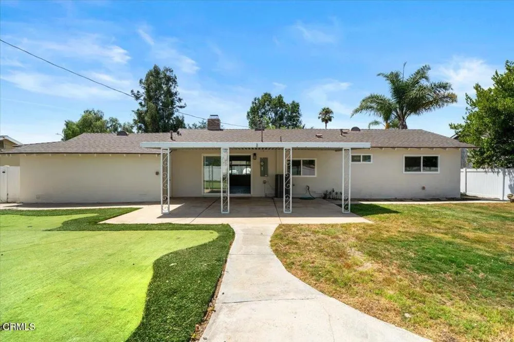 554 Dorena Drive Newbury Park, CA 91320