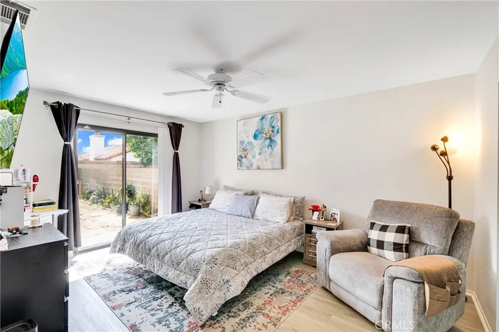 37050 Jenna Lane Palmdale, CA 93550